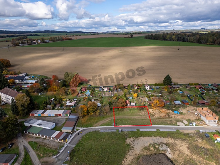 Prodej stavebního pozemku 730 m² - foto 4