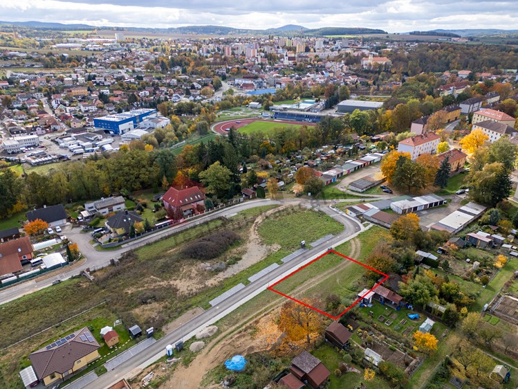 Prodej stavebního pozemku 730 m² - foto 5