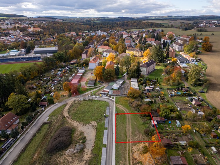 Prodej stavebního pozemku 730 m² - foto 6