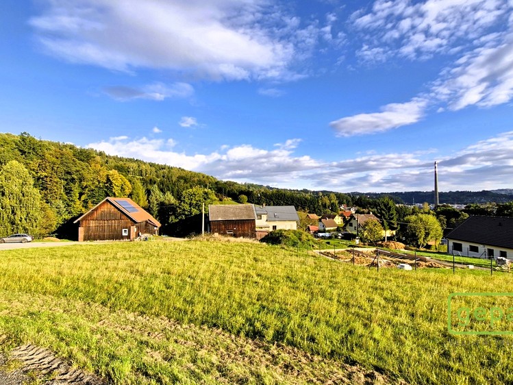 Prodej stavebního pozemku 1 499 m² - foto 2