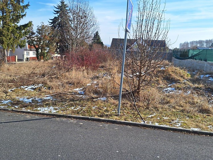Prodej stavebního pozemku 988 m² - foto 7