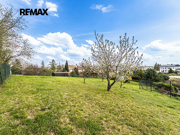 Prodej  stavebního pozemku 1 550 m² - foto 5