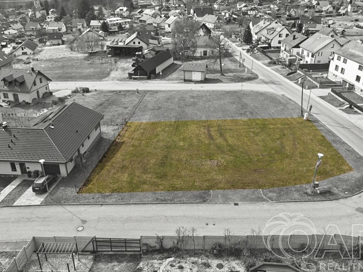 Prodej stavebního pozemku 1 000 m² - foto 4