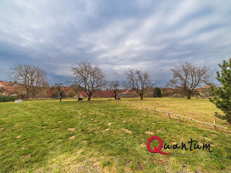 Prodej  stavebního pozemku 2 604 m² - foto 6