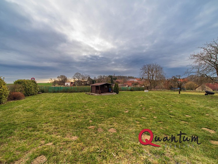 Prodej  stavebního pozemku 2 604 m² - foto 8