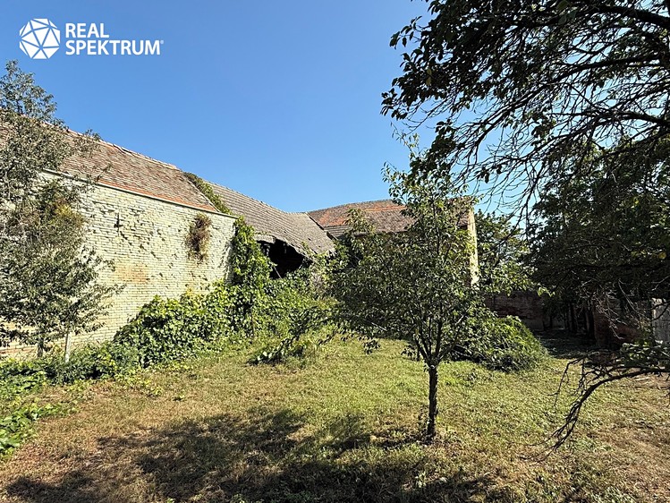 Prodej stavebního pozemku 763 m² - foto 5