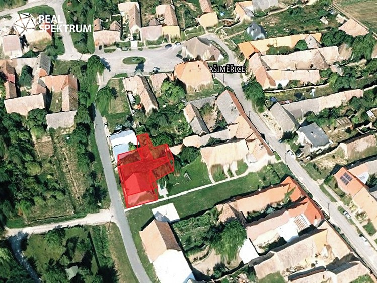 Prodej stavebního pozemku 680 m² - foto 6