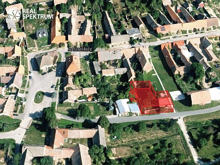 Prodej stavebního pozemku 680 m² - foto 5