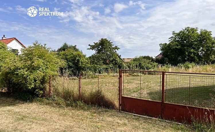 Prodej stavebního pozemku 1 236 m² - foto 3