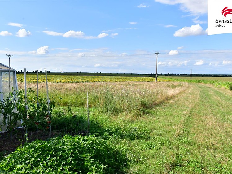 Prodej stavebního pozemku 1 899 m² - foto 2