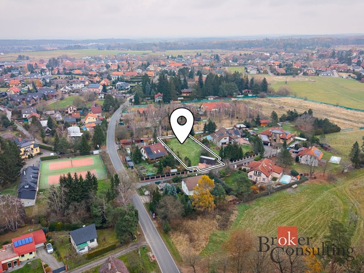 Prodej stavebního pozemku 1 306 m² - foto 5