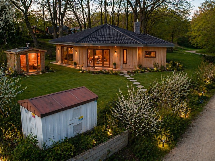 Prodej stavebního pozemku 1 071 m² - foto 8