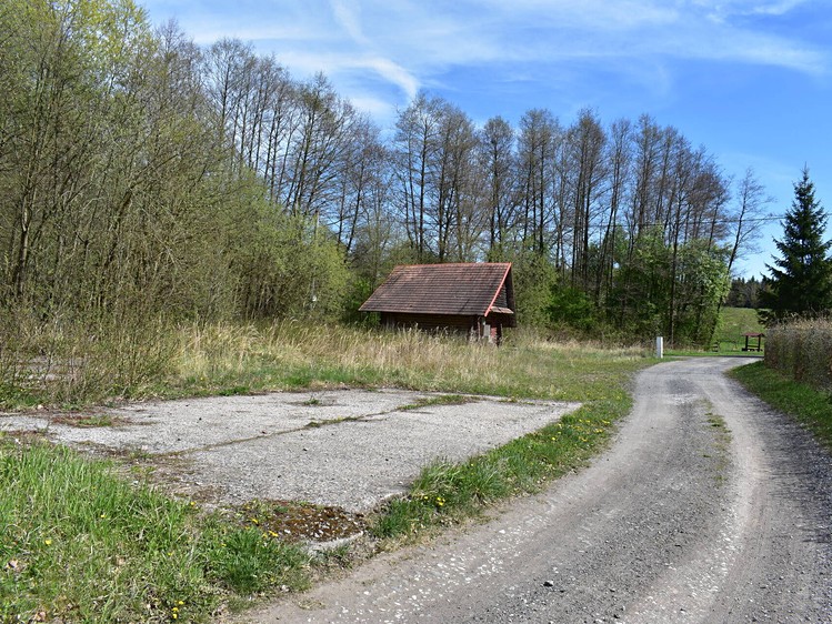 Prodej stavebního pozemku 730 m² - foto 2