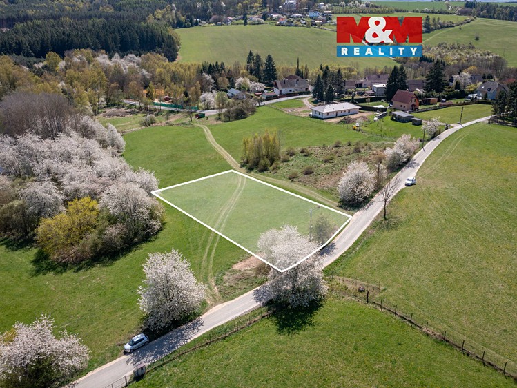 Prodej stavebního pozemku 2 000 m² - foto 1