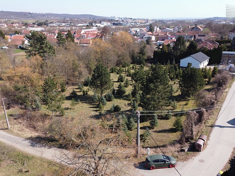 Prodej stavebního pozemku 971 m² - foto 7