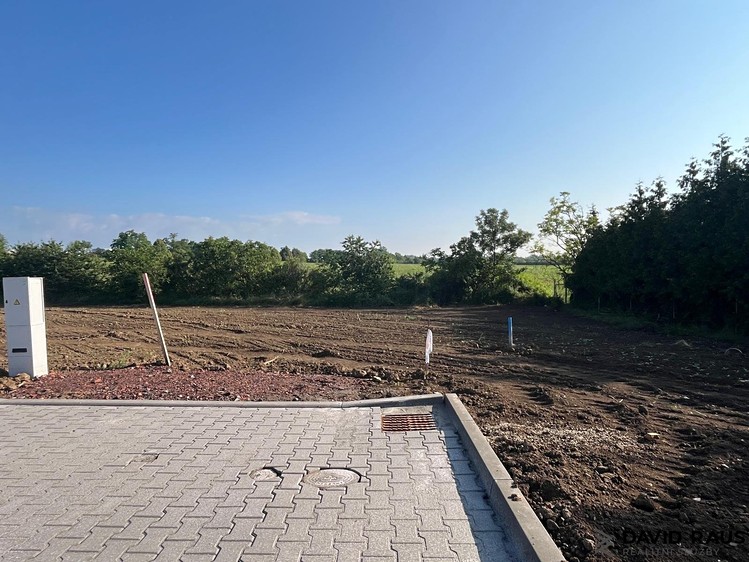 Prodej stavebního pozemku 612 m² - foto 2