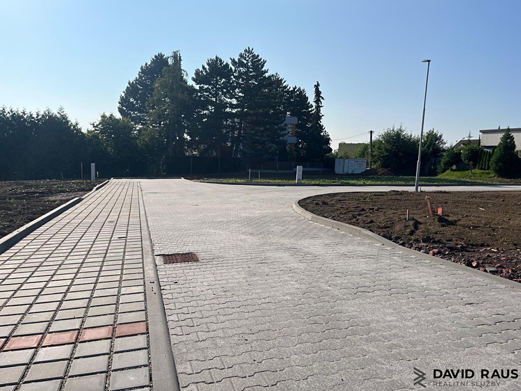 Prodej stavebního pozemku 612 m² - foto 5