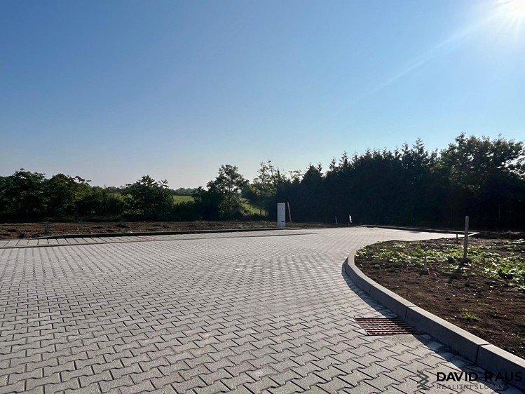Prodej stavebního pozemku 617 m² - foto 8