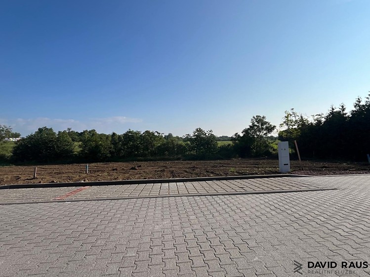 Prodej stavebního pozemku 617 m² - foto 7