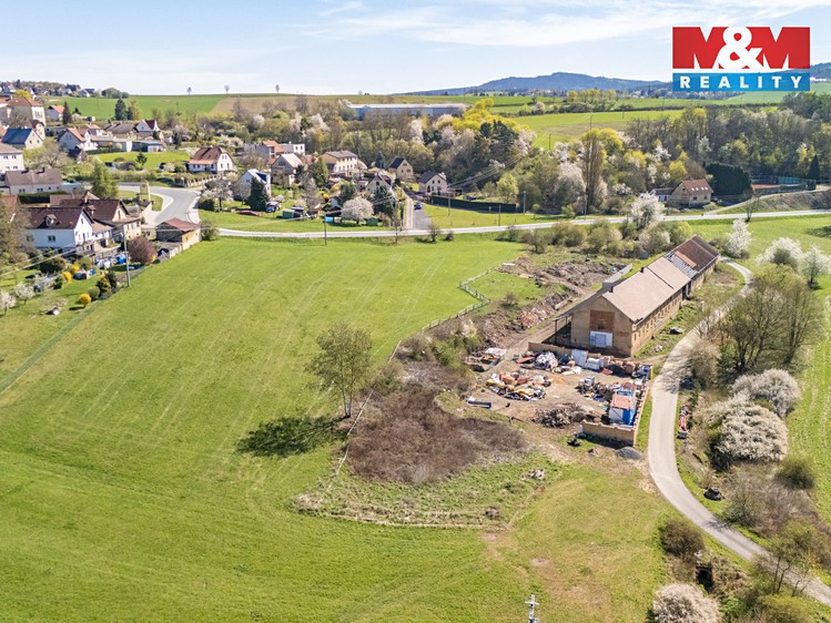 Prodej stavebního pozemku 775 m² - foto 8