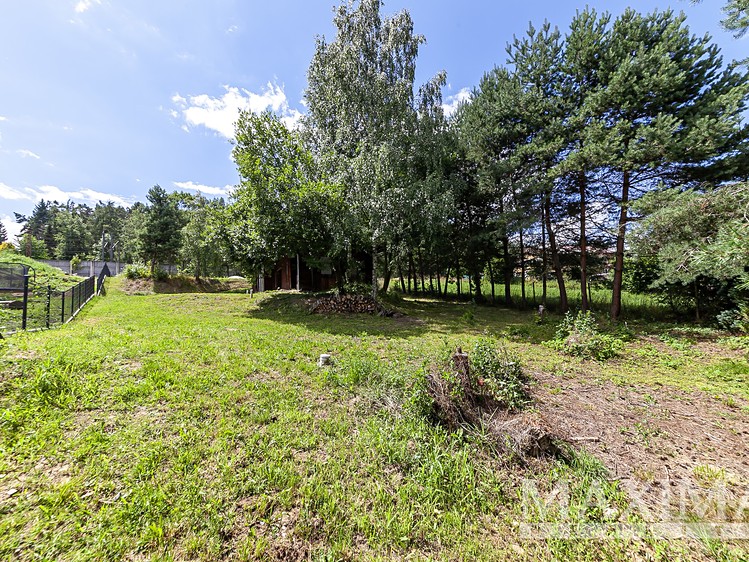 Prodej stavebního pozemku 1 468 m² - foto 1
