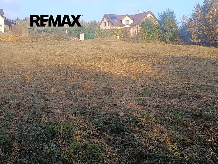 Prodej  stavebního pozemku 1 757 m² - foto 5