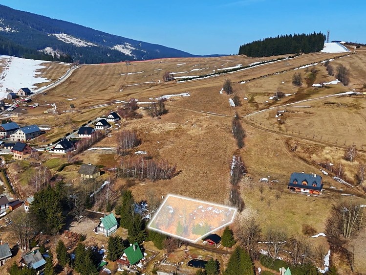 Prodej stavebního pozemku 840 m² - foto 3