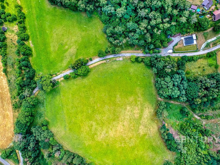Prodej stavebního pozemku 2 500 m² - foto 8