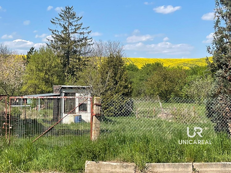 Prodej stavebního pozemku 965 m² - foto 7
