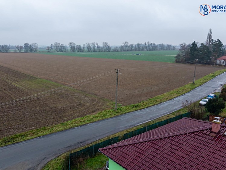 Prodej stavebního pozemku 788 m² - foto 4