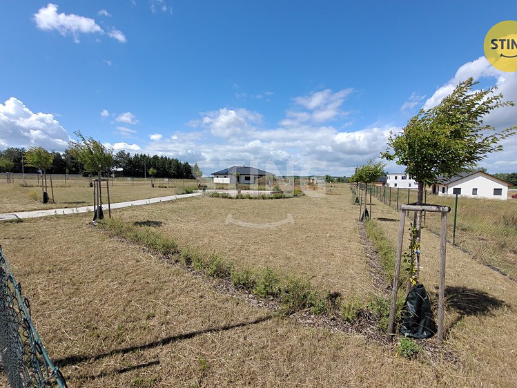 Prodej stavebního pozemku 639 m² - foto 5