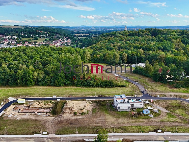 Prodej stavebního pozemku 920 m² - foto 2