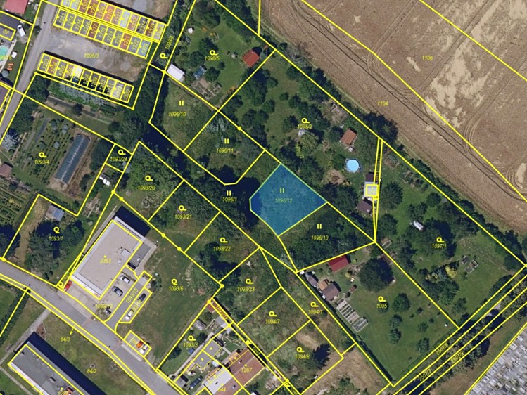 Dražba stavebního pozemku 438 m² - foto 2