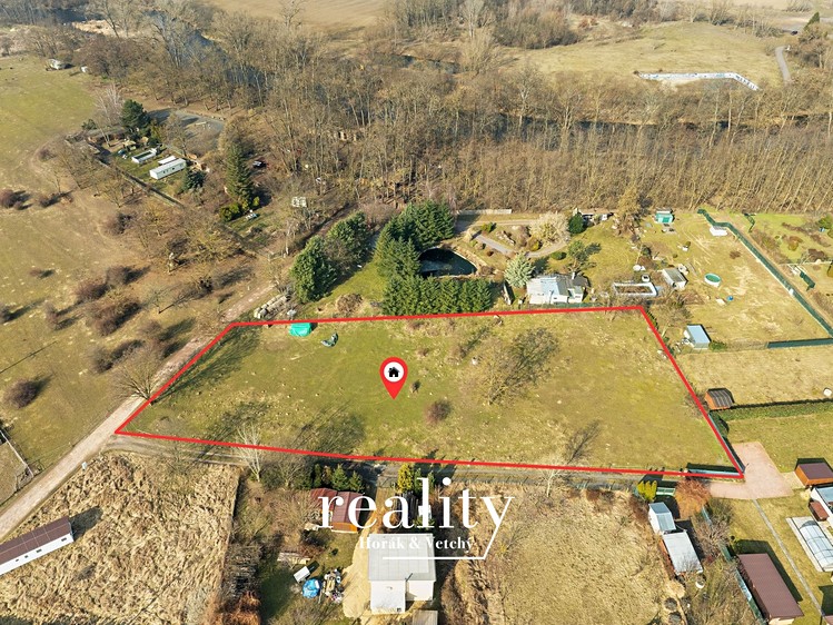 Prodej  pozemku 2 057 m² - foto 6