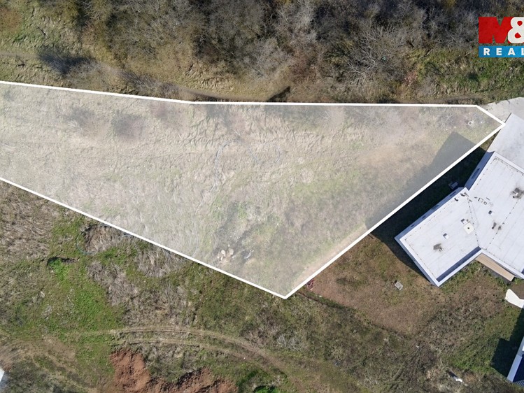 Prodej stavebního pozemku 1 710 m² - foto 3