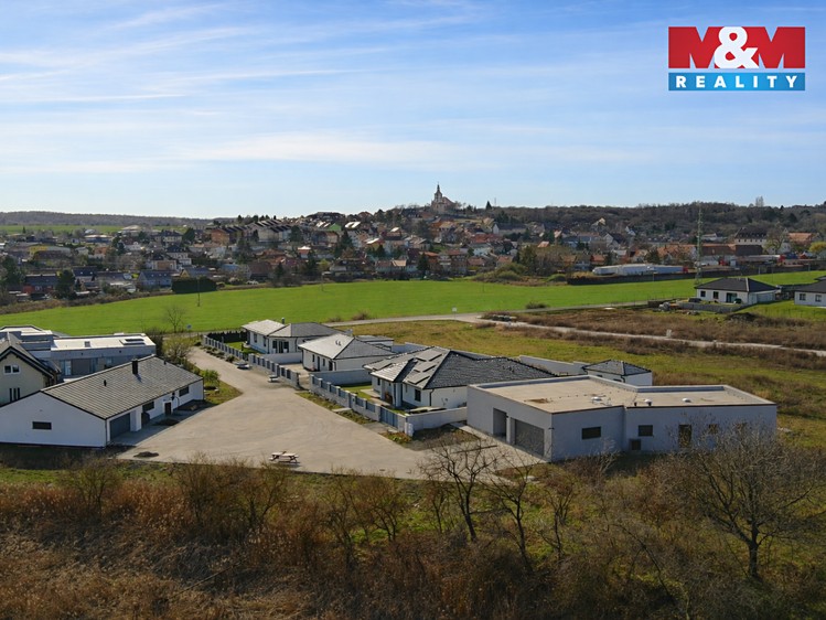 Prodej stavebního pozemku 1 710 m² - foto 7