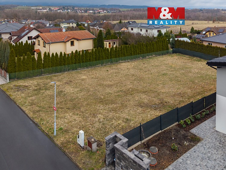 Prodej stavebního pozemku 1 014 m² - foto 1