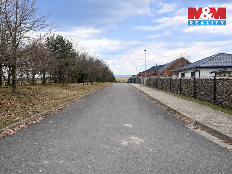 Prodej stavebního pozemku 1 065 m² - foto 8