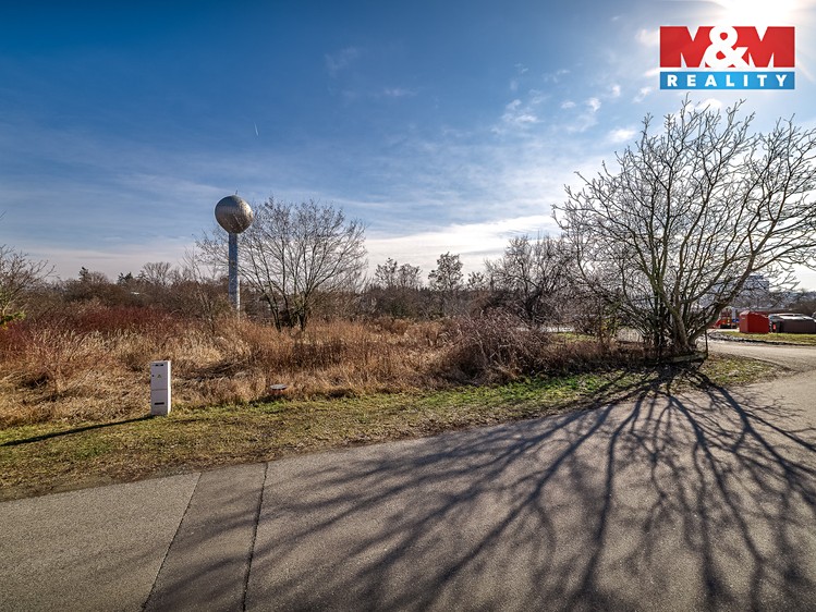 Prodej stavebního pozemku 837 m² - foto 3