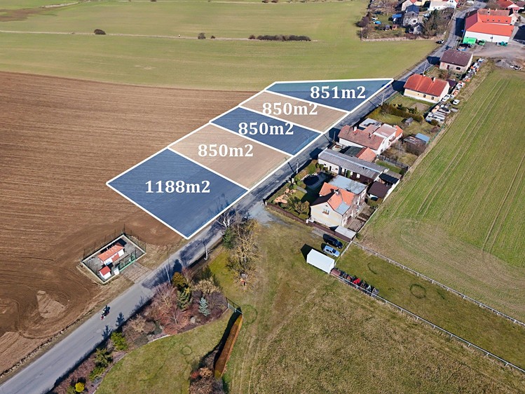 Prodej stavebního pozemku 850 m² - foto 4