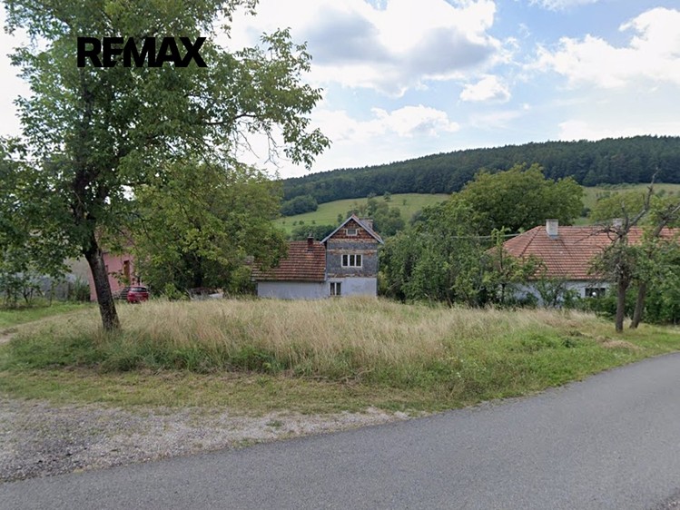 Prodej stavebního pozemku 313 m² - foto 1