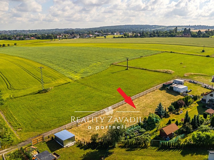 Prodej stavebního pozemku 1 579 m² - foto 4