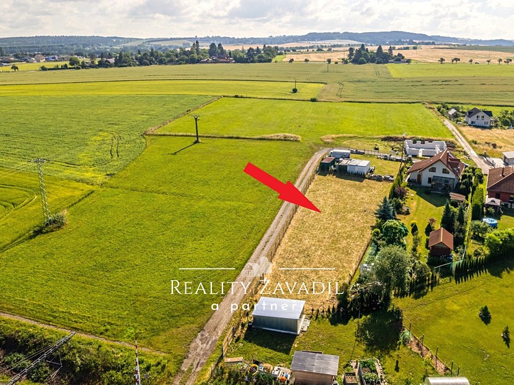 Prodej stavebního pozemku 1 579 m² - foto 2