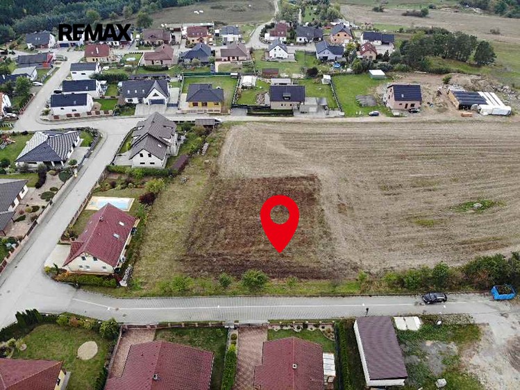 Prodej  stavebního pozemku 954 m² - foto 4