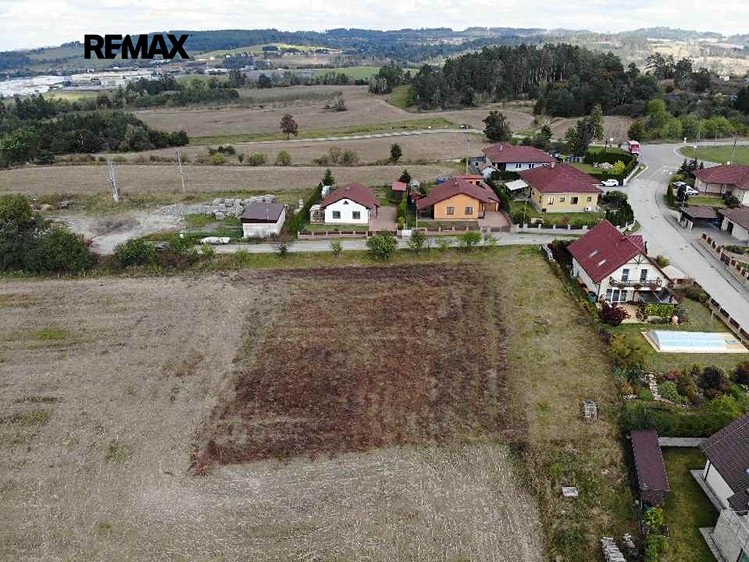 Prodej  stavebního pozemku 954 m² - foto 6