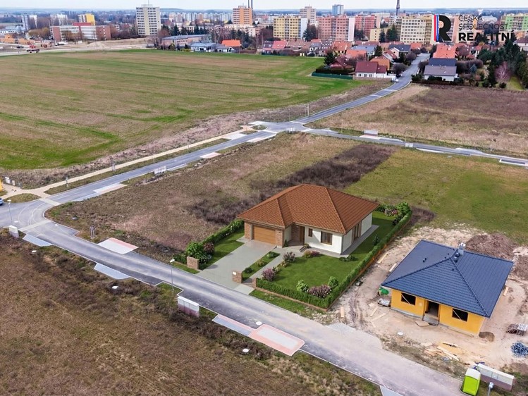 Prodej stavebního pozemku 723 m² - foto 2