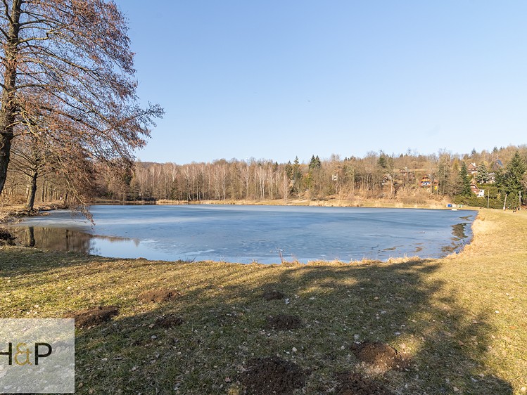 Prodej stavebního pozemku 1 830 m² - foto 6