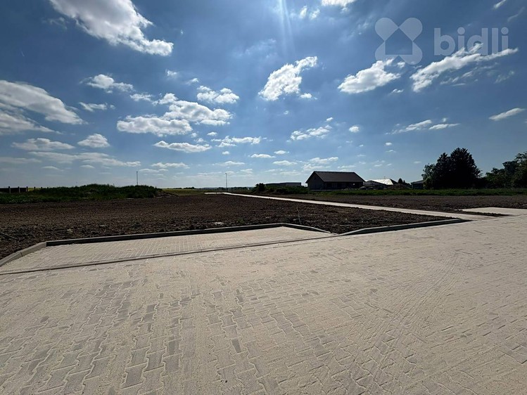 Prodej stavebního pozemku 975 m² - foto 5