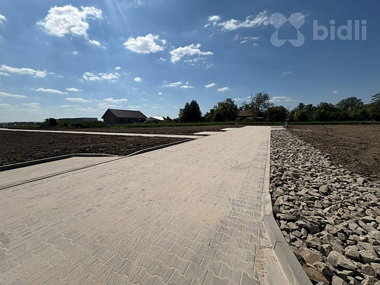 Prodej stavebního pozemku 846 m² - foto 4