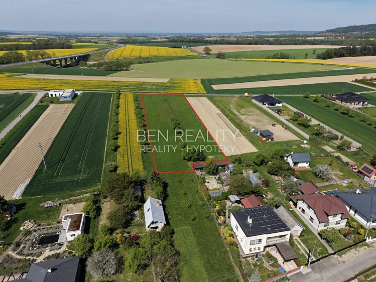 Prodej stavebního pozemku 4 006 m² - foto 2